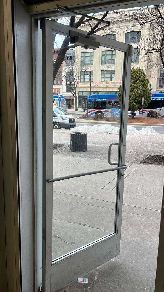 Storefront glass work photo